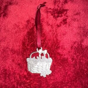 Longaberger Pewter Ornament Mistletoe Basket 1987 Vintage Silver Tone Bow